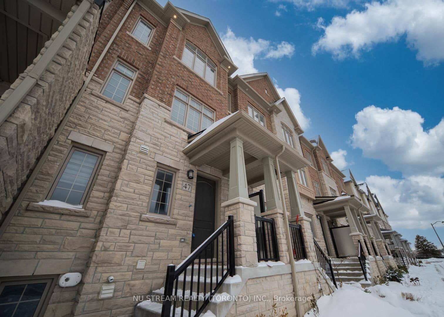 47 New Yorkton Avenue