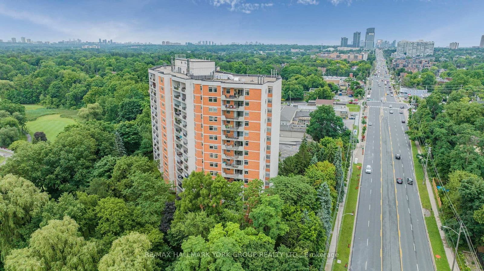 #1007 - 7811 Yonge Street