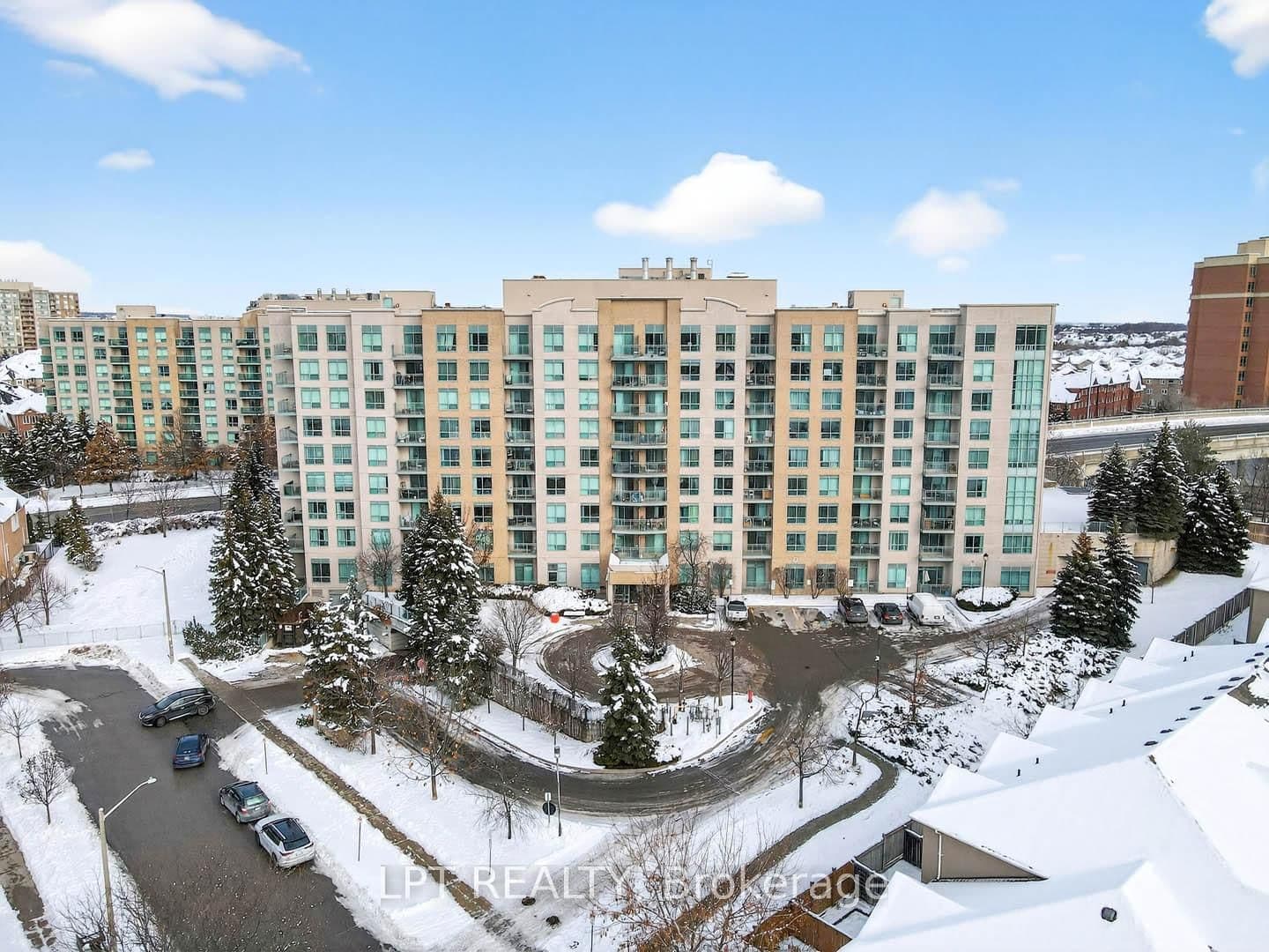 #PH06 - 51 Baffin Court