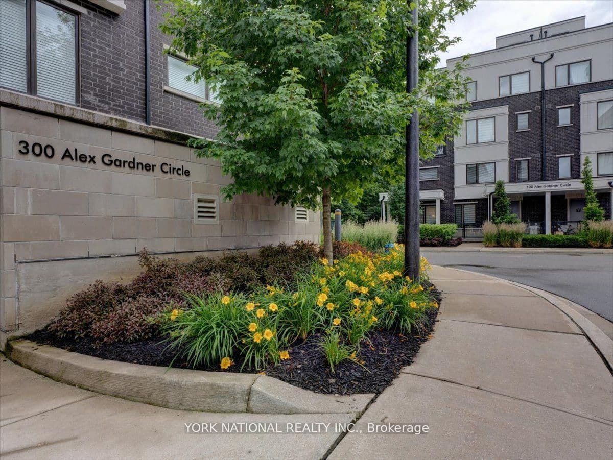 300 Alex Gardner Circle, Unit 54