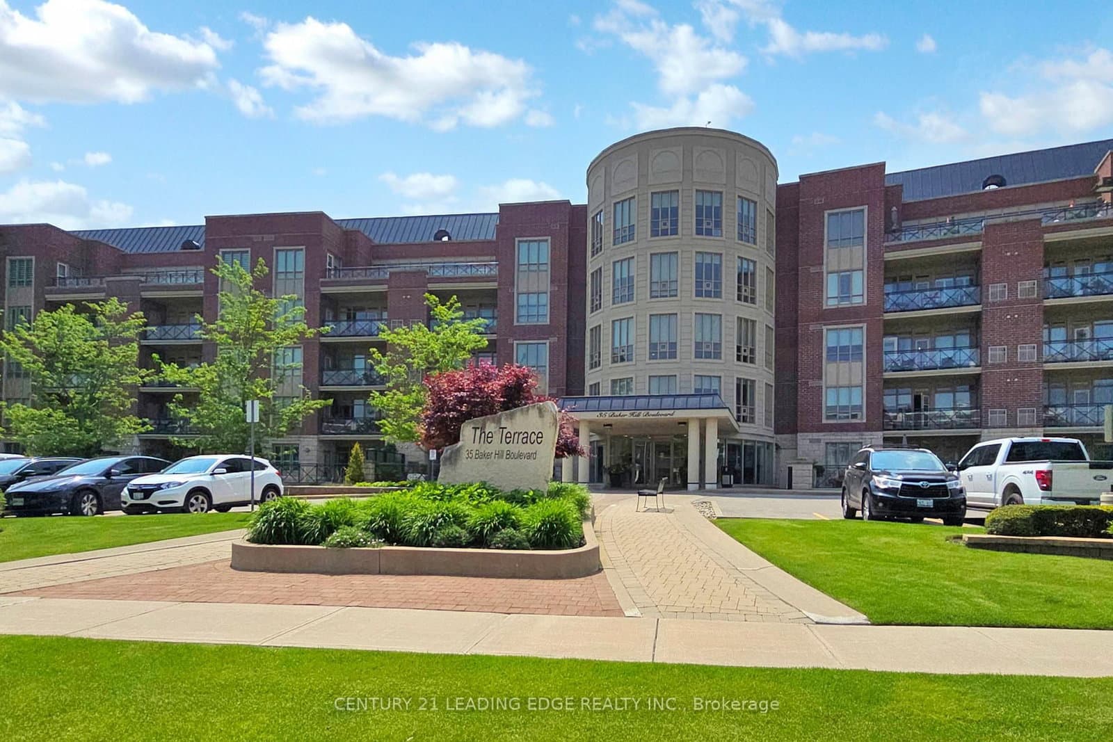 35 Baker Hill Boulevard, Unit 305