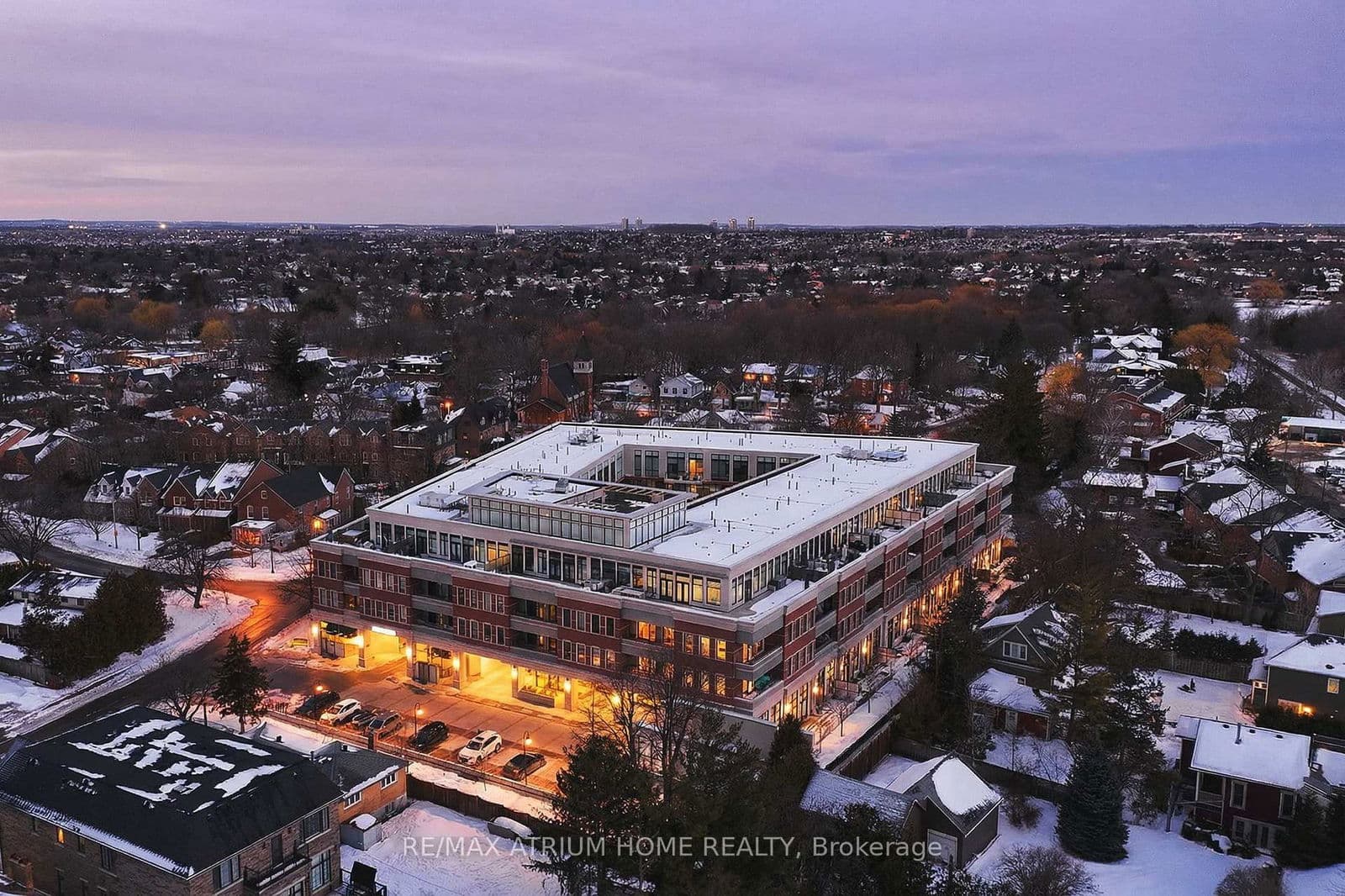 #324 - 20 Fred Varley Drive