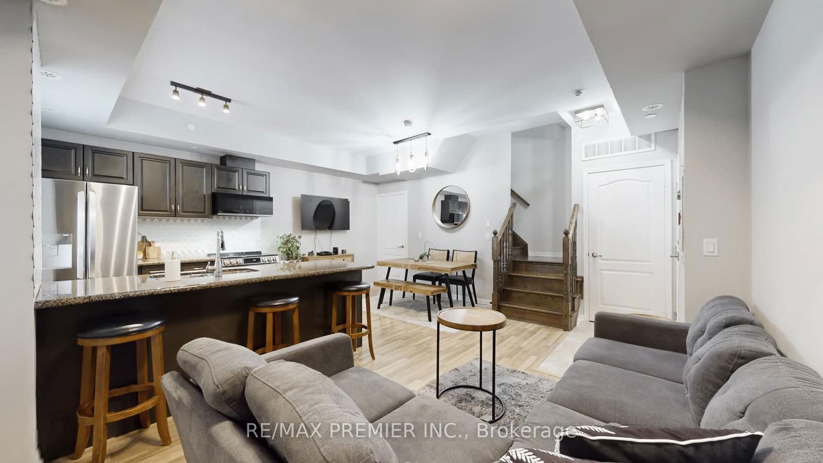 #106 - 9589 Keele Street