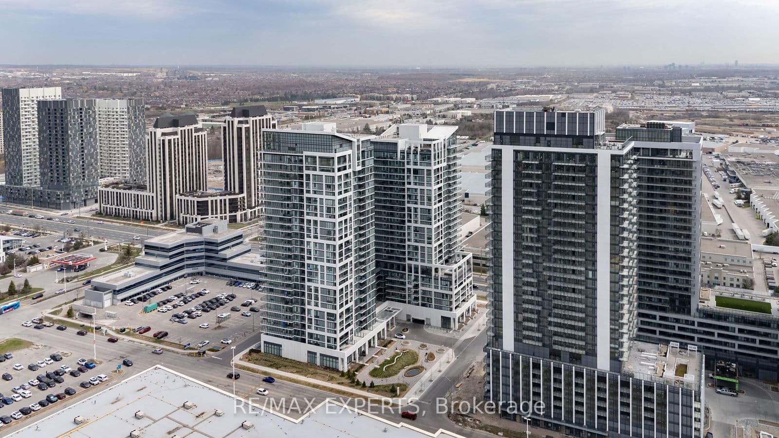 9000 Jane Street, Unit 1822