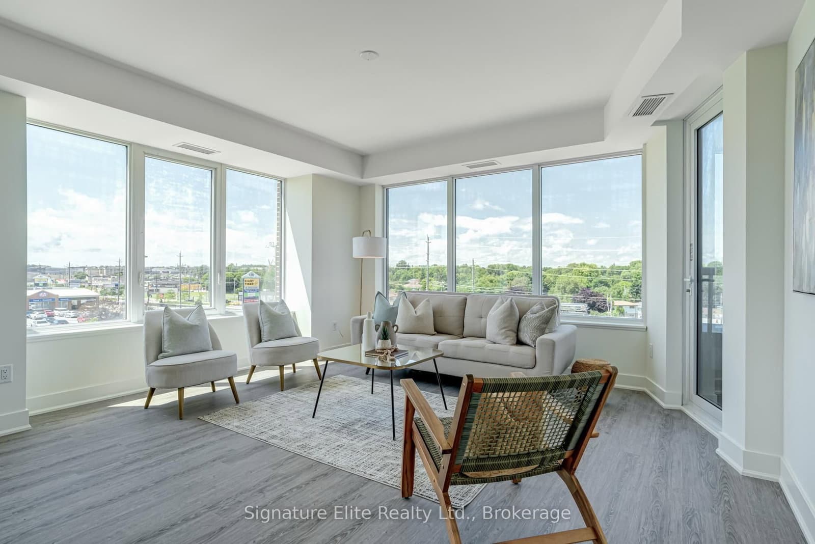 185 Deerfield Road, Unit 411