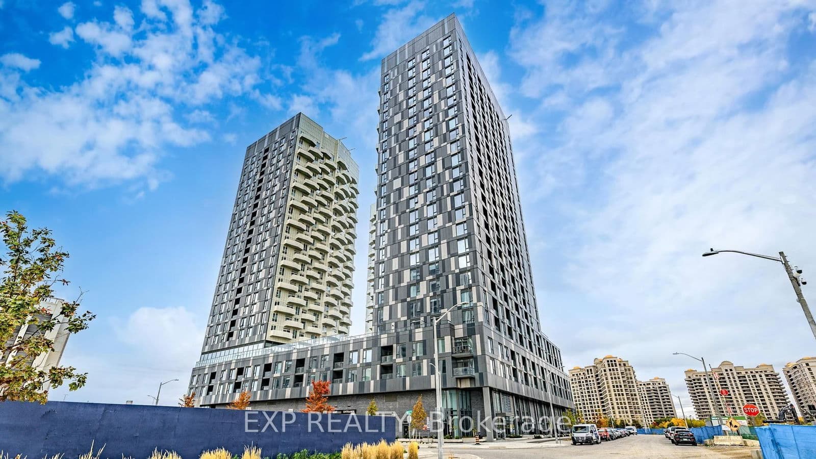 #2414 - 10 Abeja Street