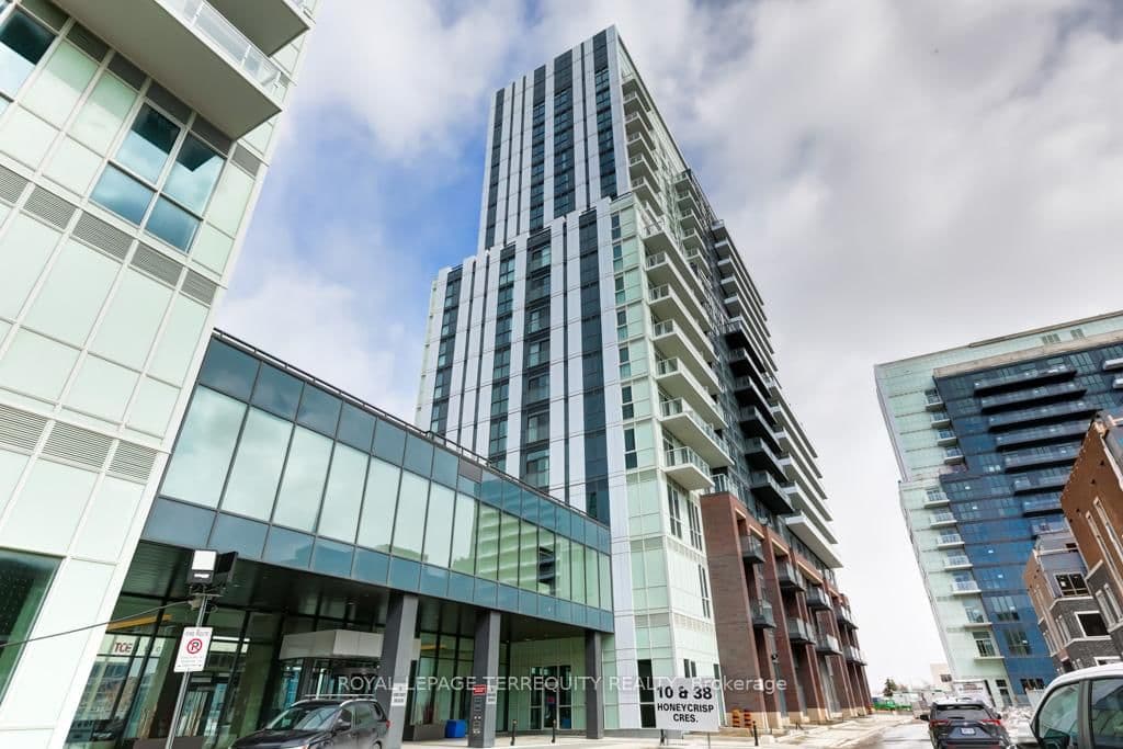 #607 - 38 Honeycrisp Crescent