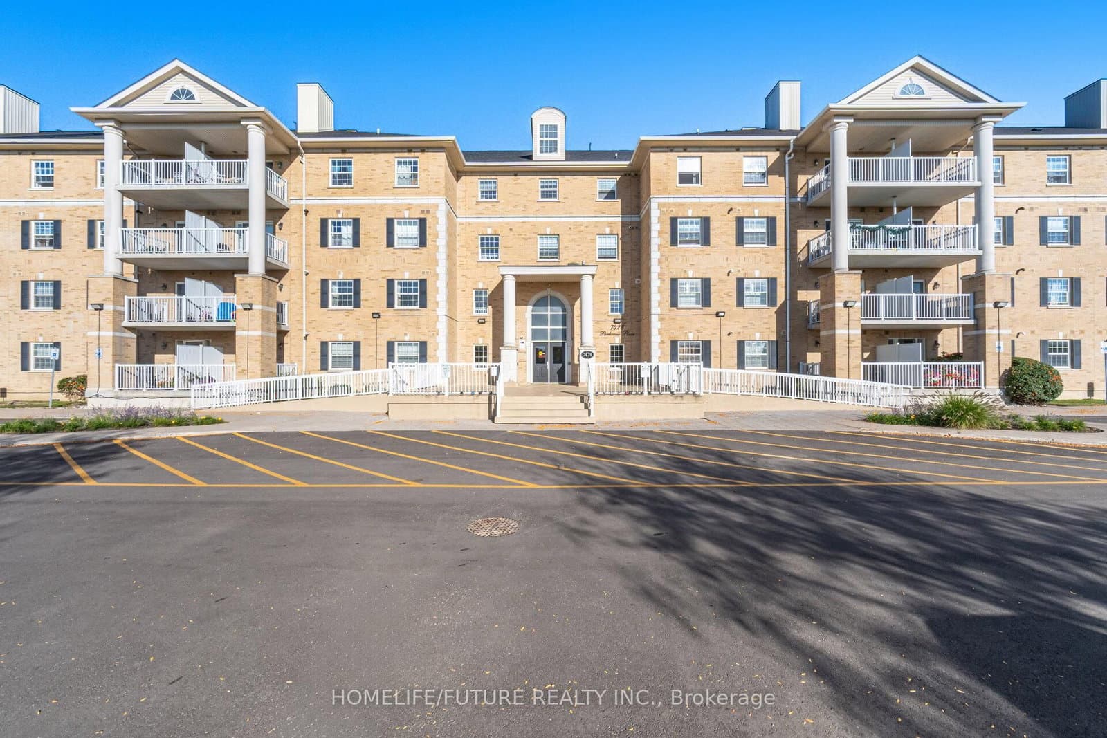 #203 - 7428 Markham Road