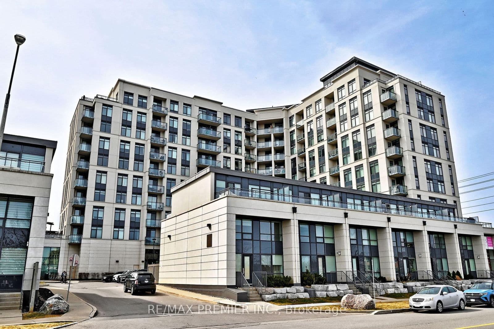 #919 - 12 Woodstream Boulevard