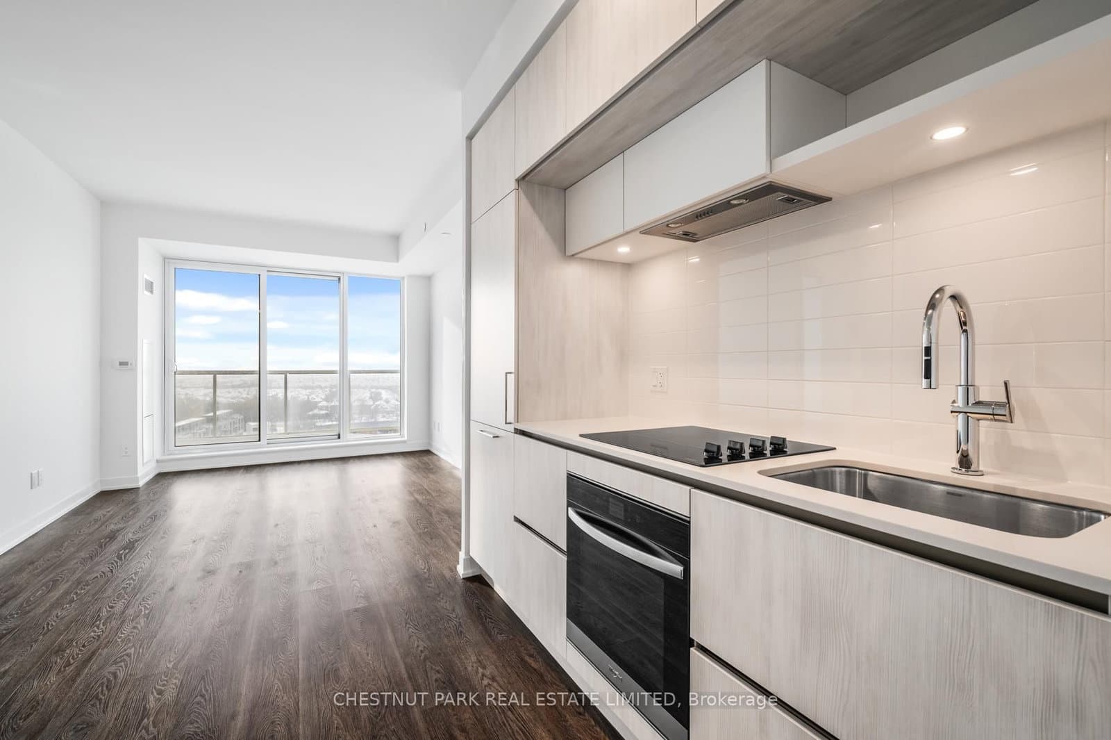 2 David Eyer Road, Unit 1221