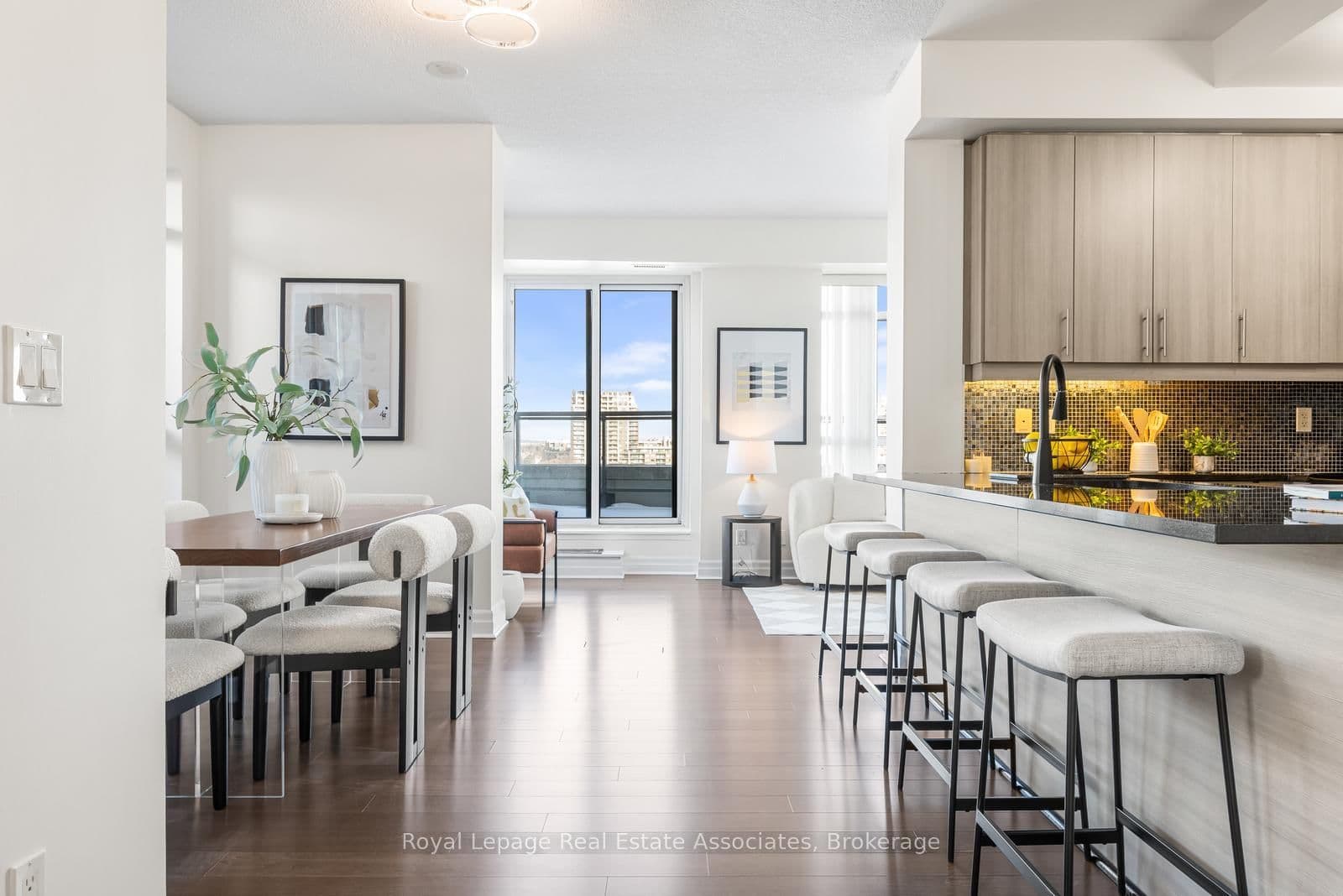 #701 - 8130 Birchmount Road