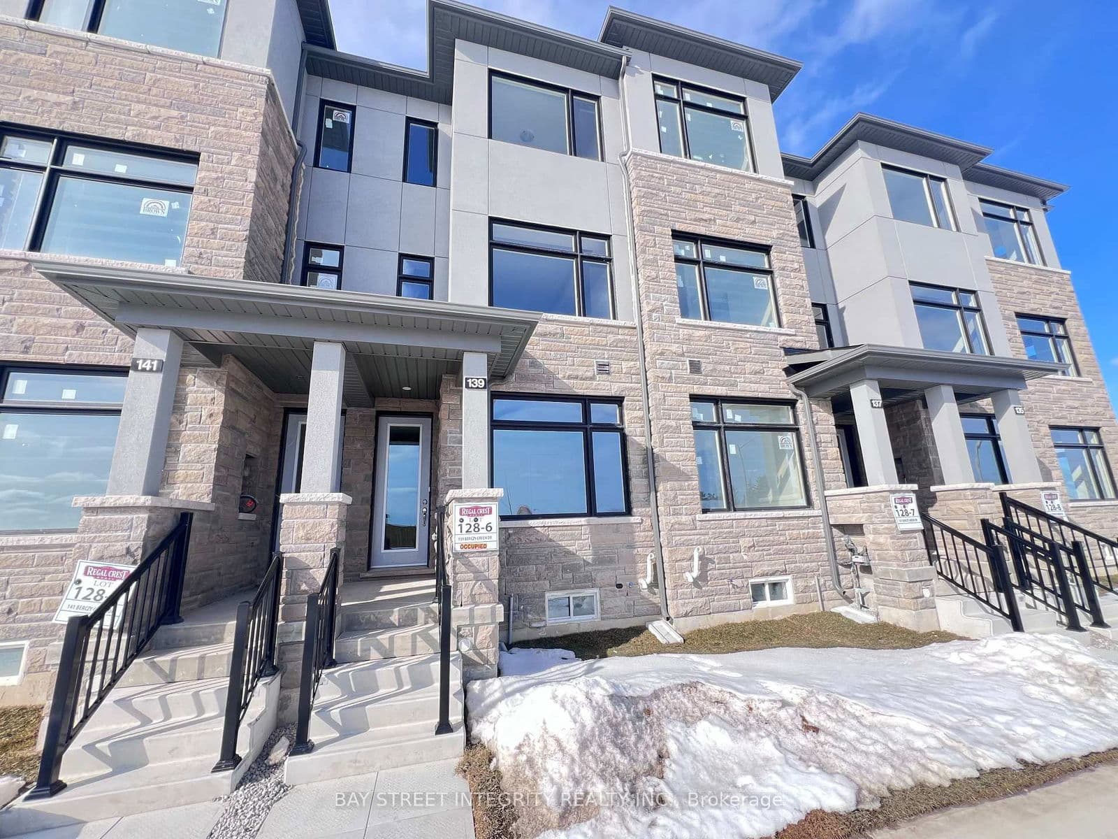 139 Berczy Green Drive