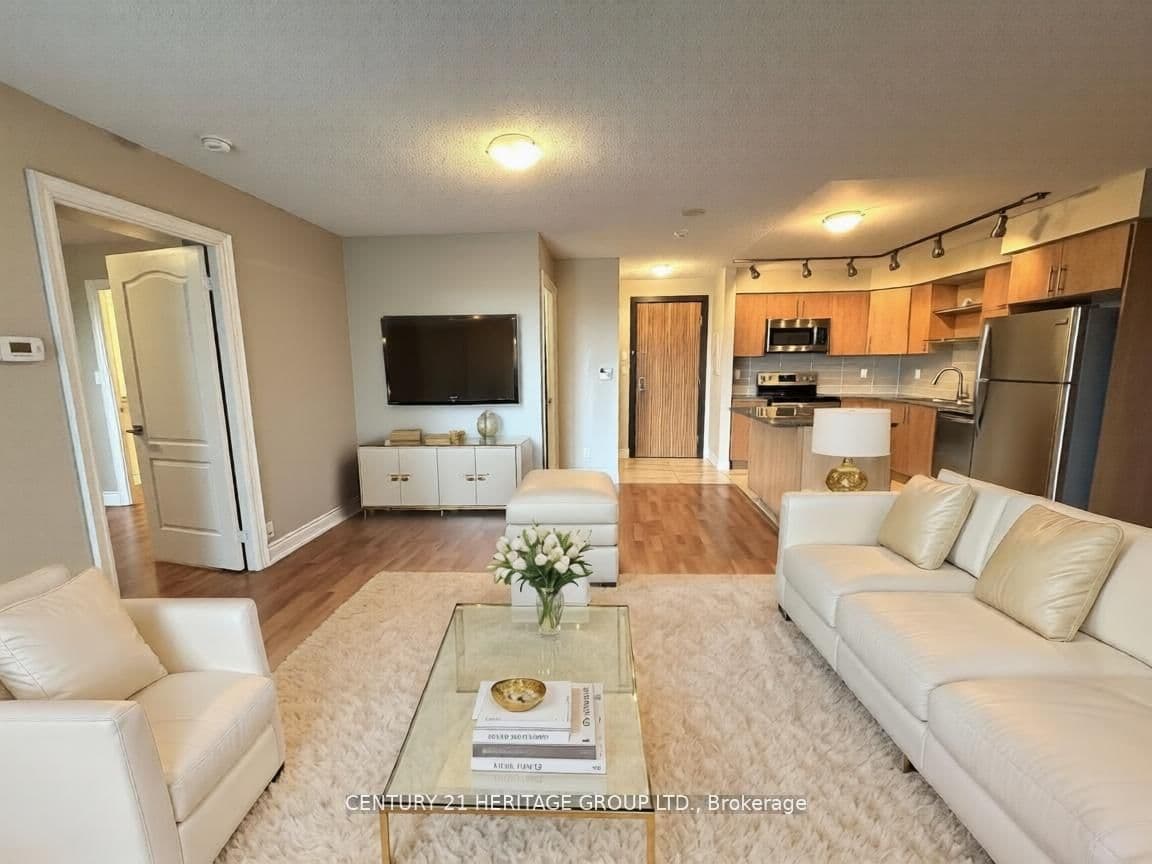 #320 - 60 South Town Centre Boulevard