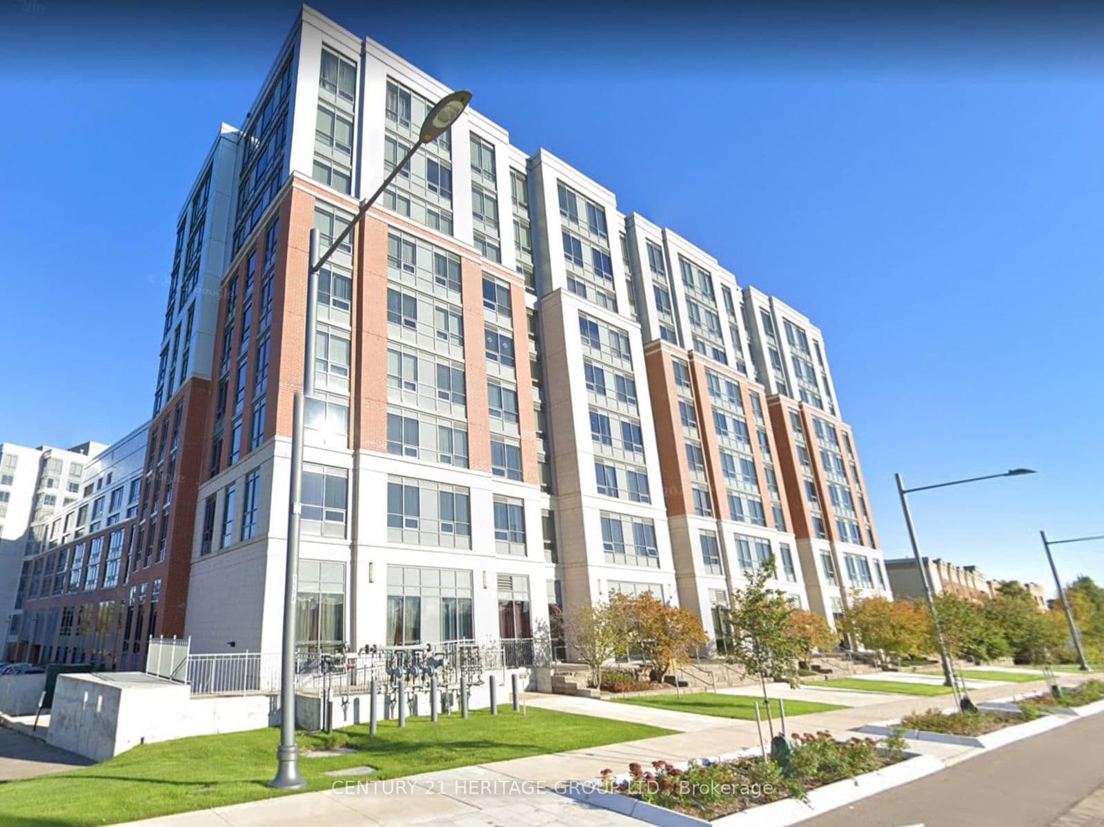 #PHB 89 - 11211 Yonge Street