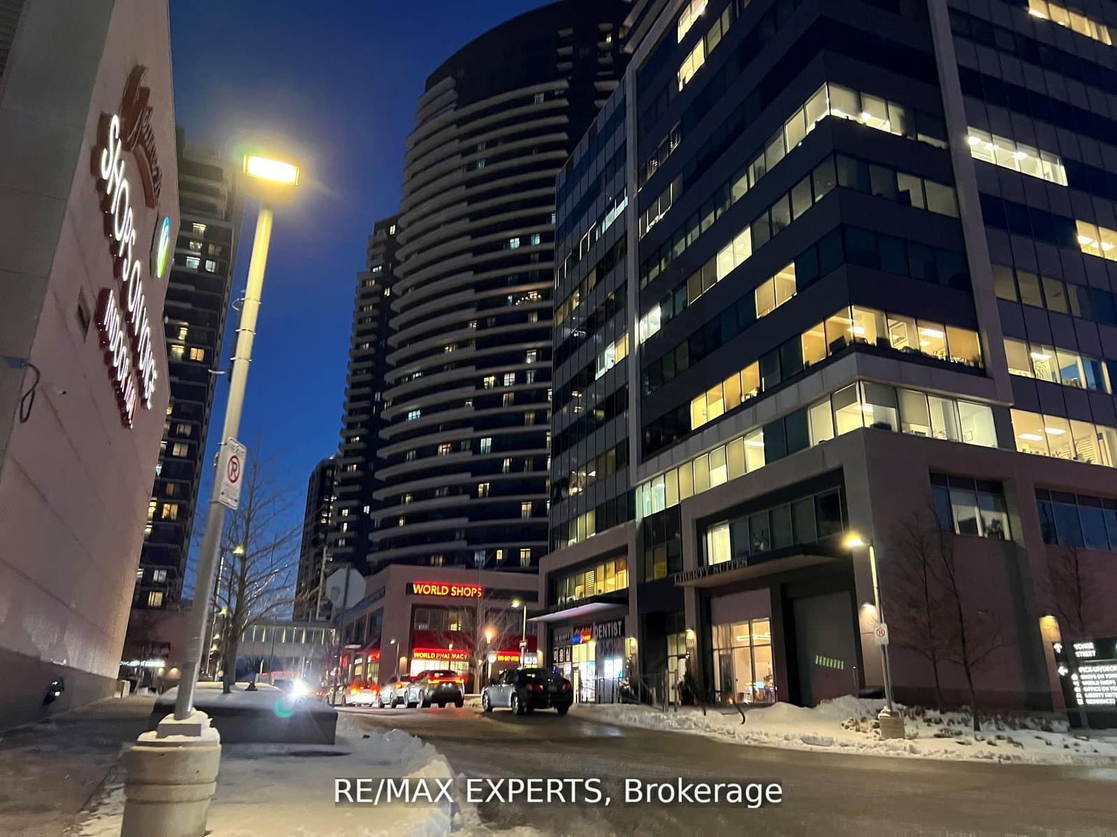 7163 Yonge Street, Unit 135