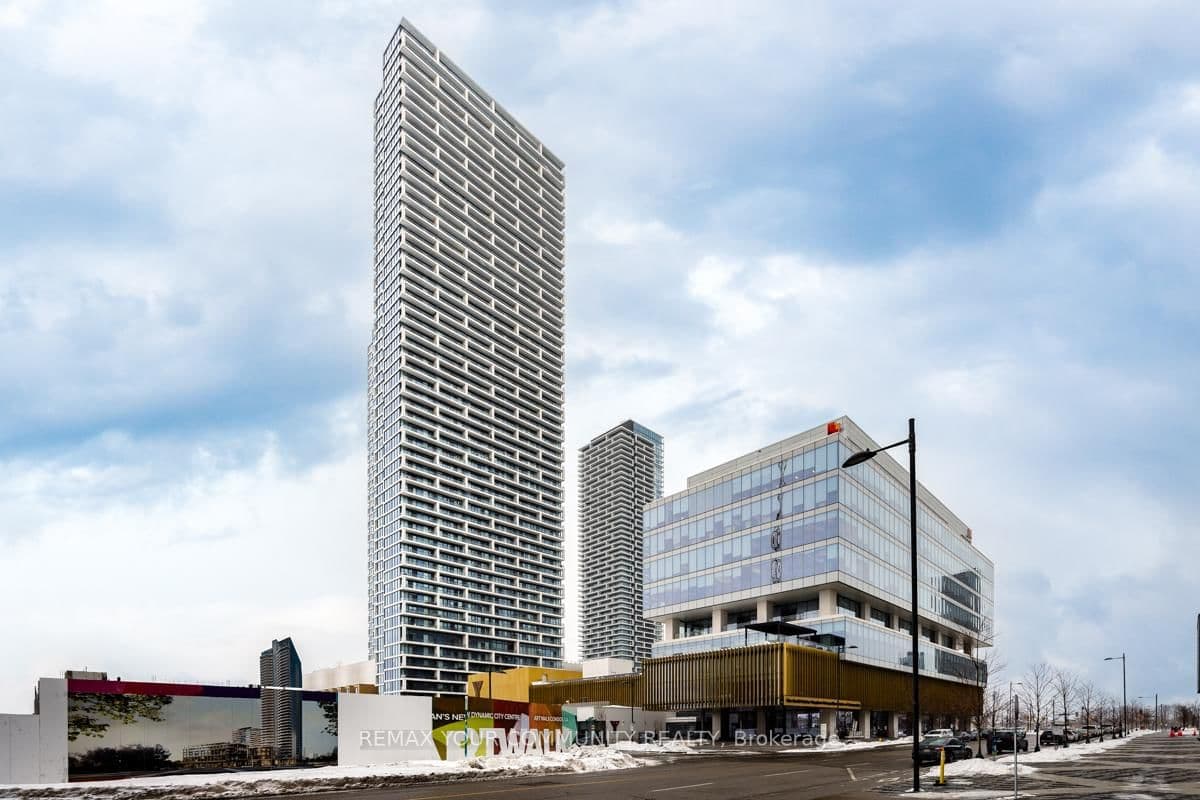 #4601 - 5 Buttermill Avenue