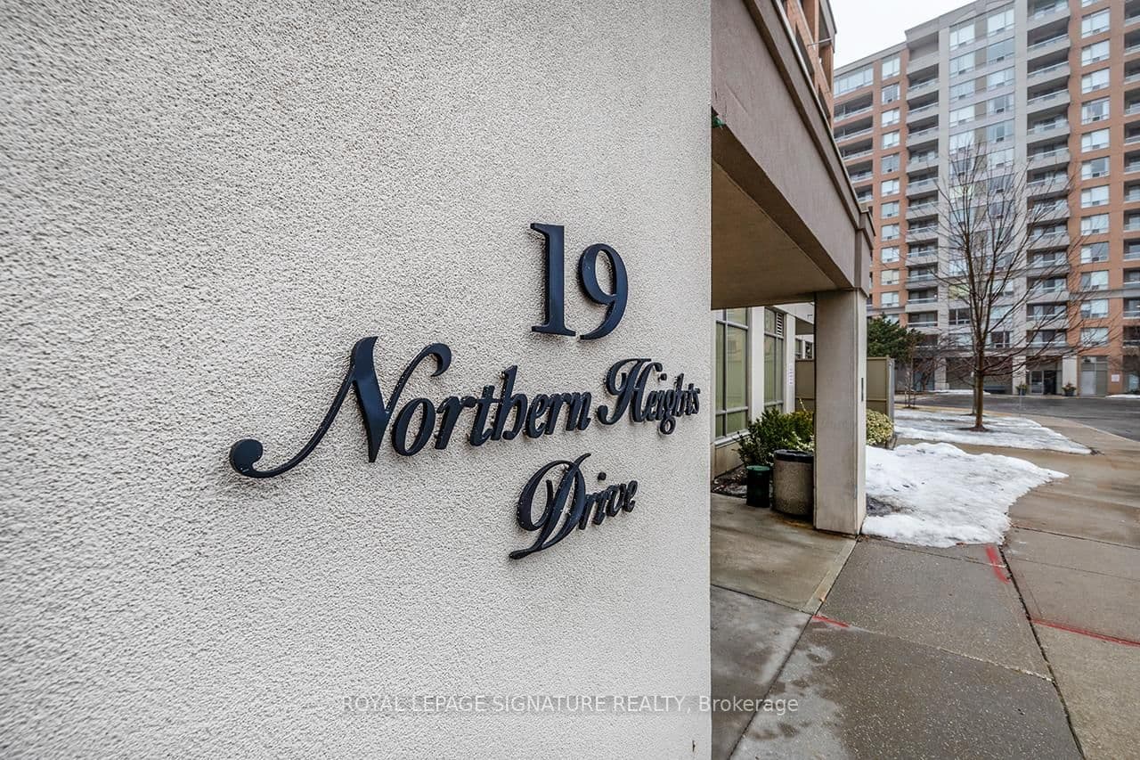 #210 - 19 Northern Heights Drive