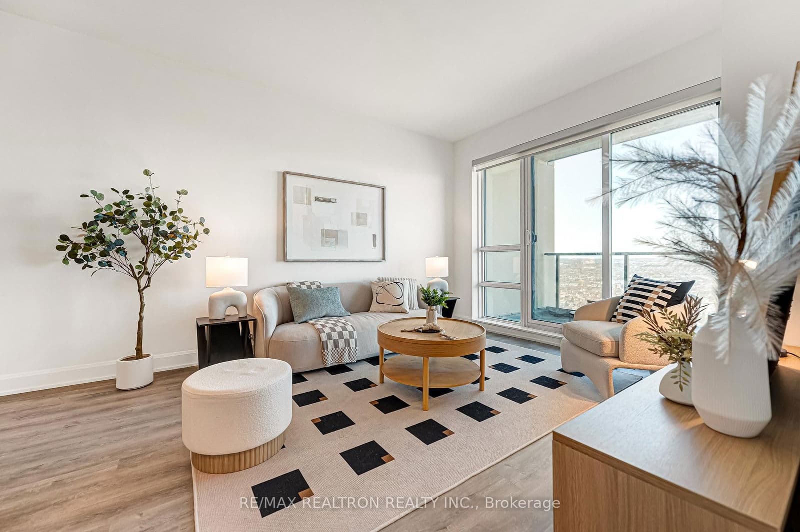 #3302 - 12 Gandhi Lane