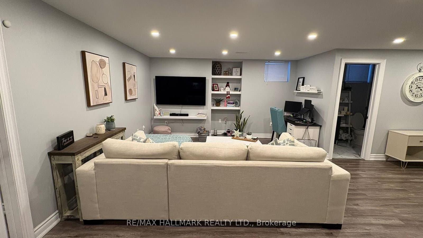 21 Ladder Cres Crescent, Unit Lower