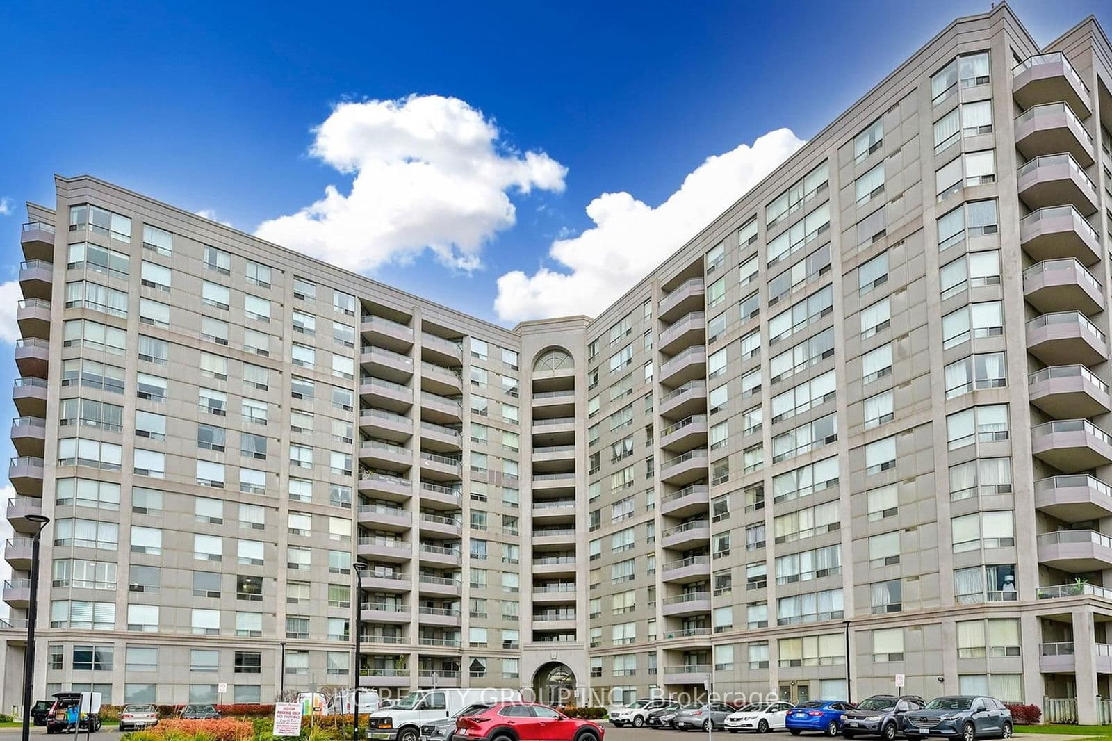 #Lph11 - 9015 Leslie Street