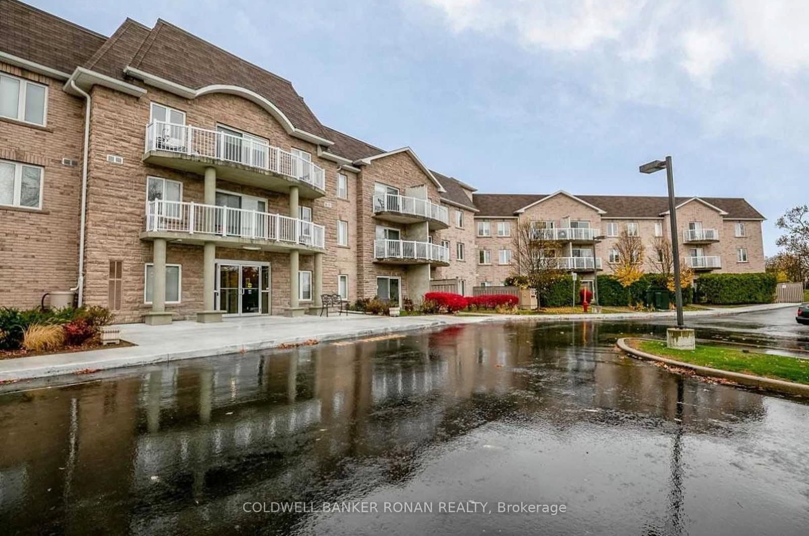 #115 - 32 Church Street