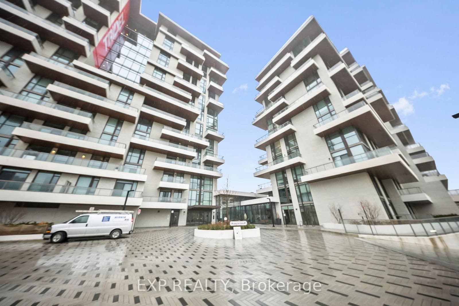 #623 - 399 Royal Orchard Boulevard