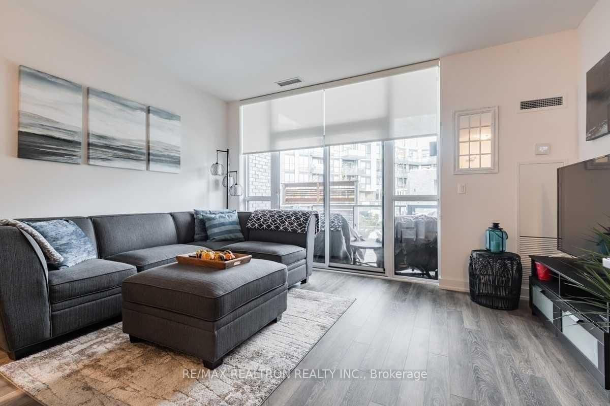 #127 - 375 Sea Ray Avenue