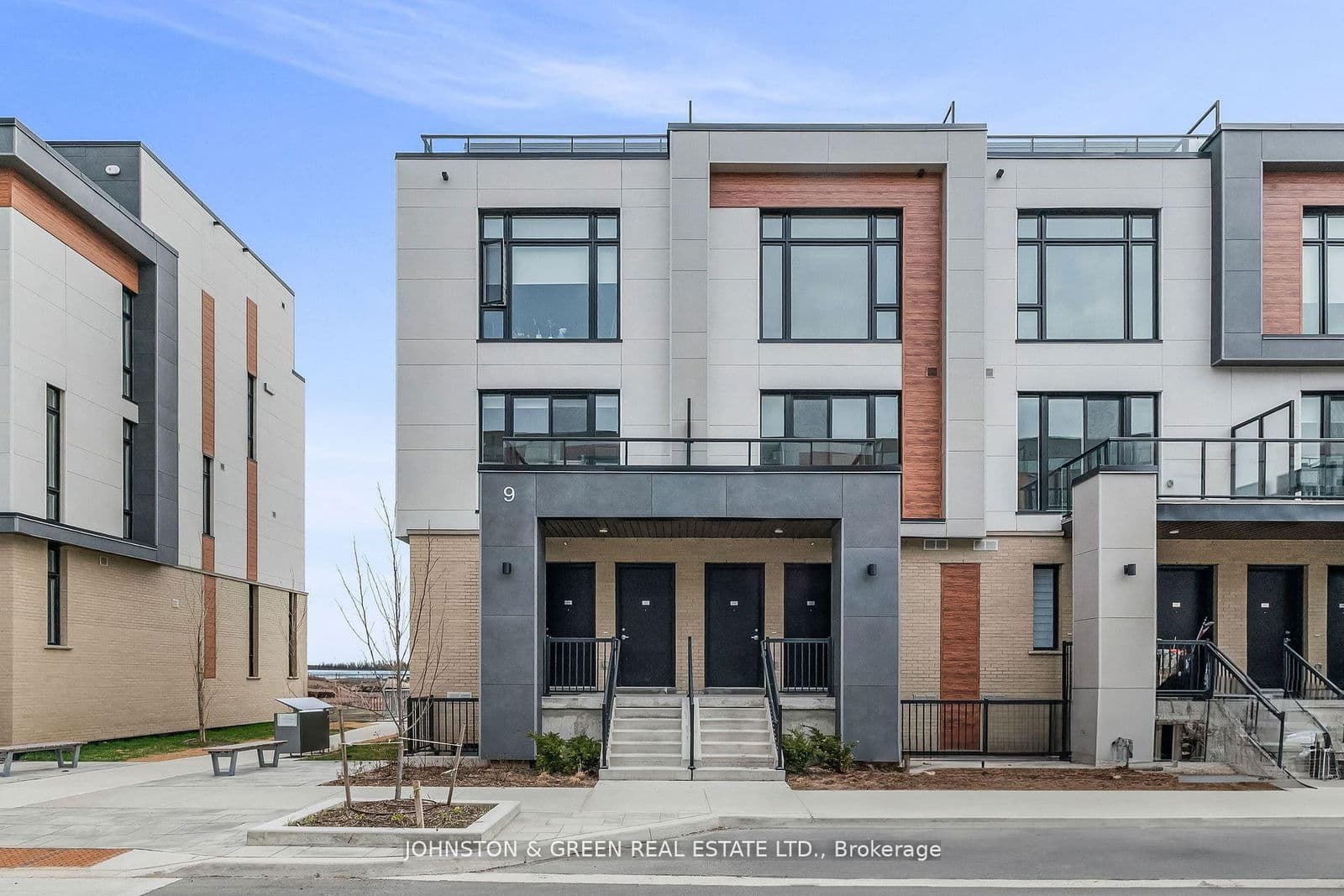 9 Steckley House Lane, Unit 514