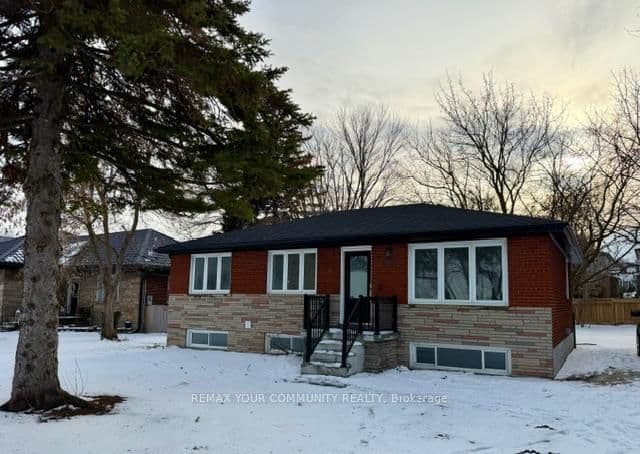 130 Simcoe Road, Unit Lower