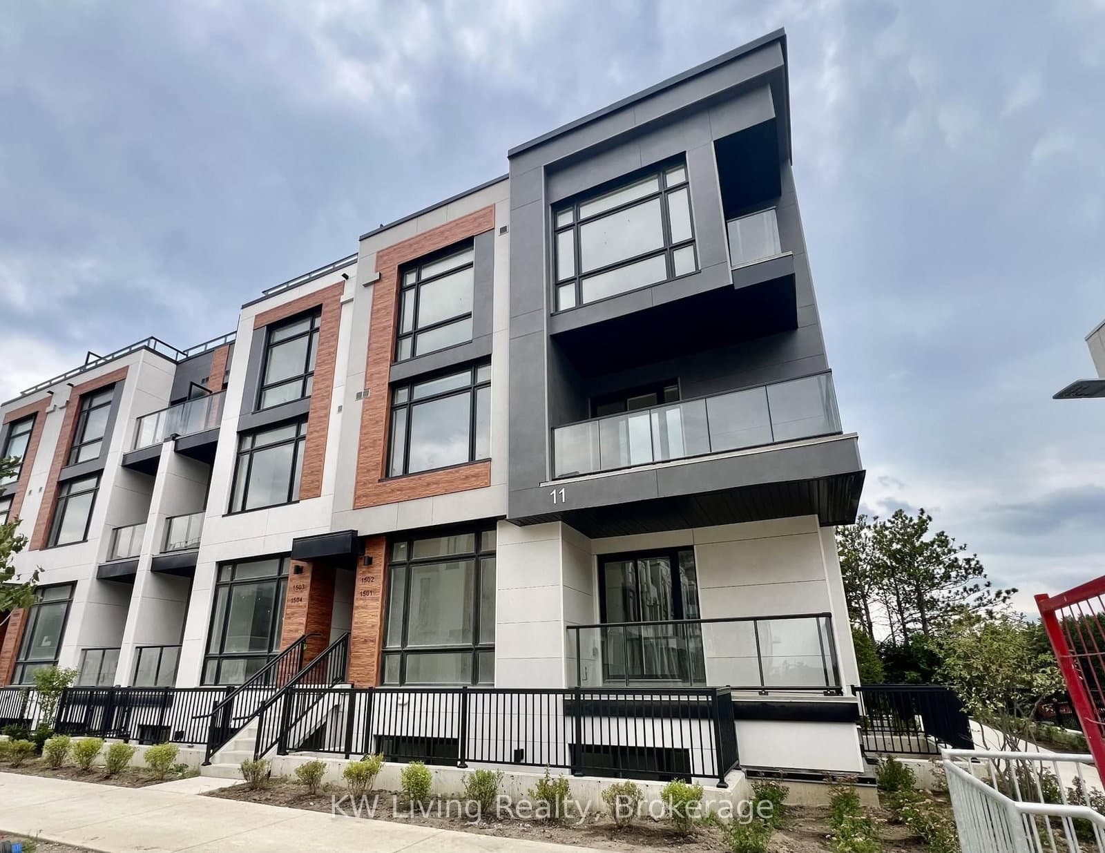 11 David Eyer Road, Unit 1502