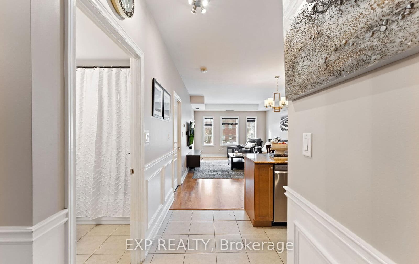 9901 Keele Street, Unit 208