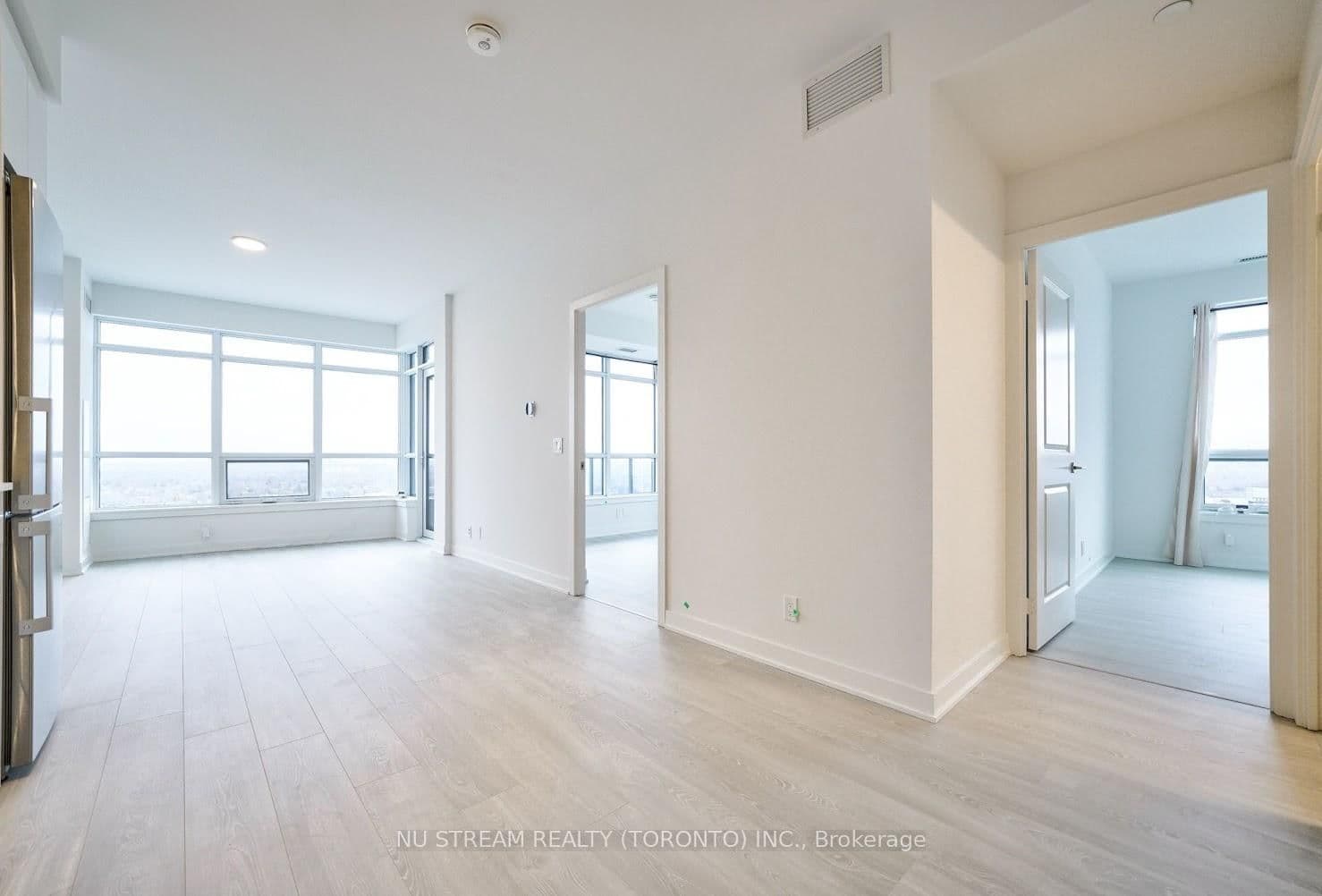 50 Upper Mall Way, Unit 1811B