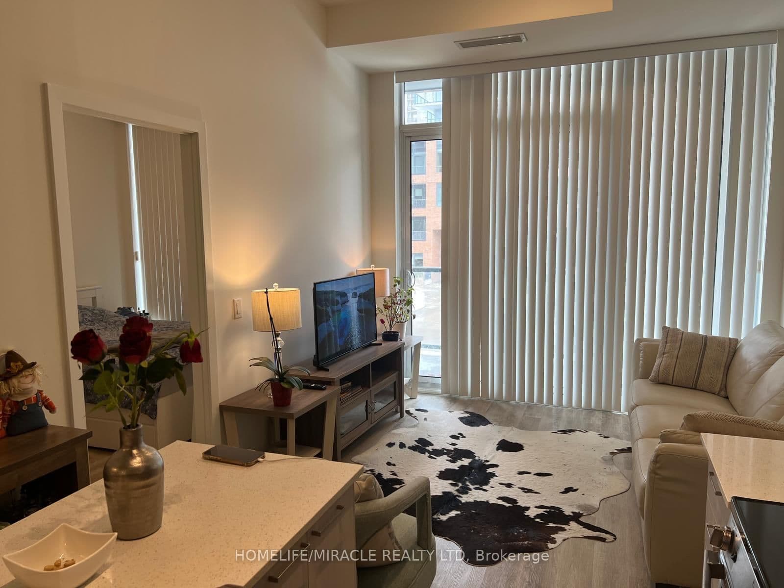 185 Deerfield Road, Unit 103