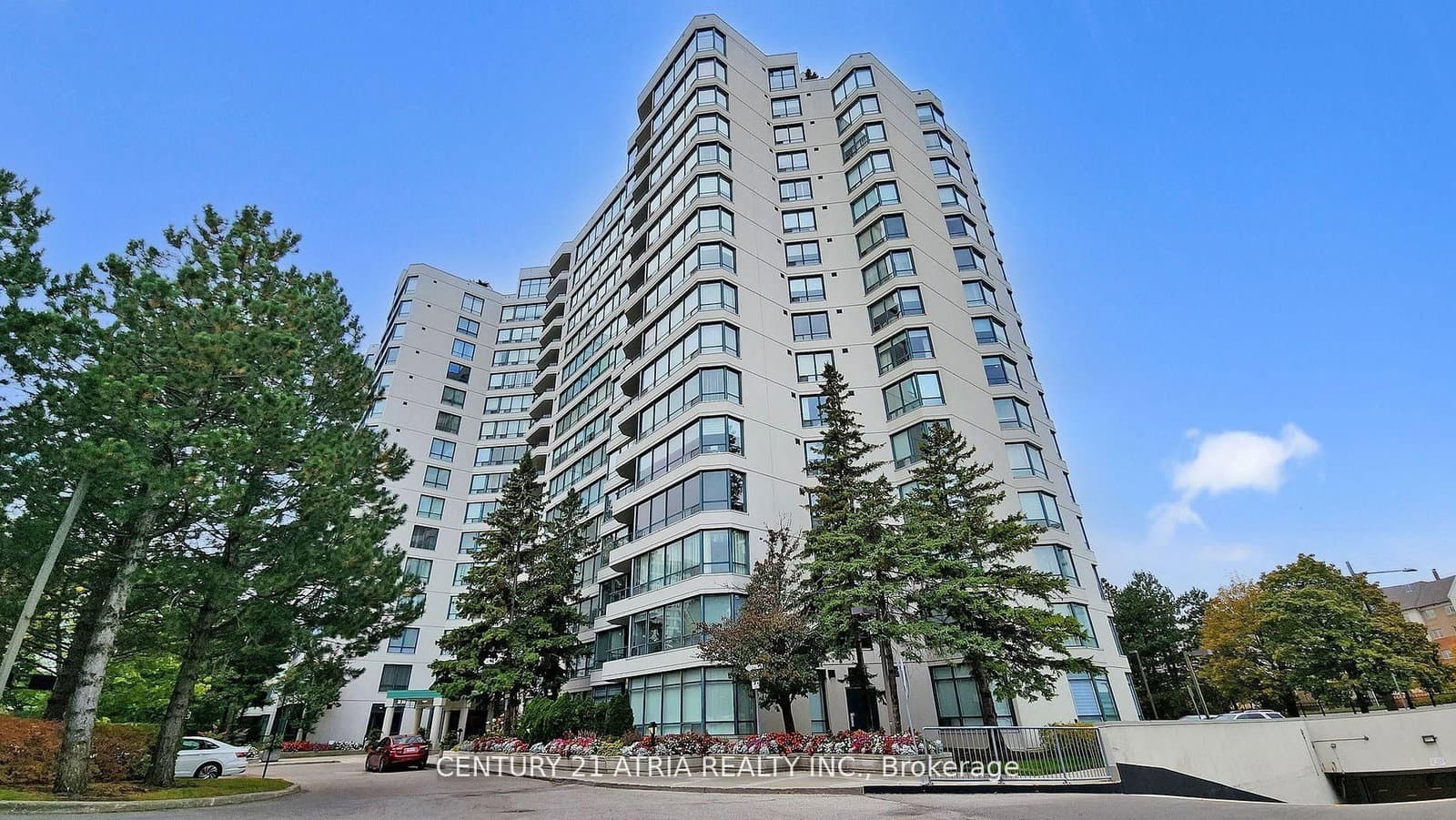 #909 - 120 Promenade Circle