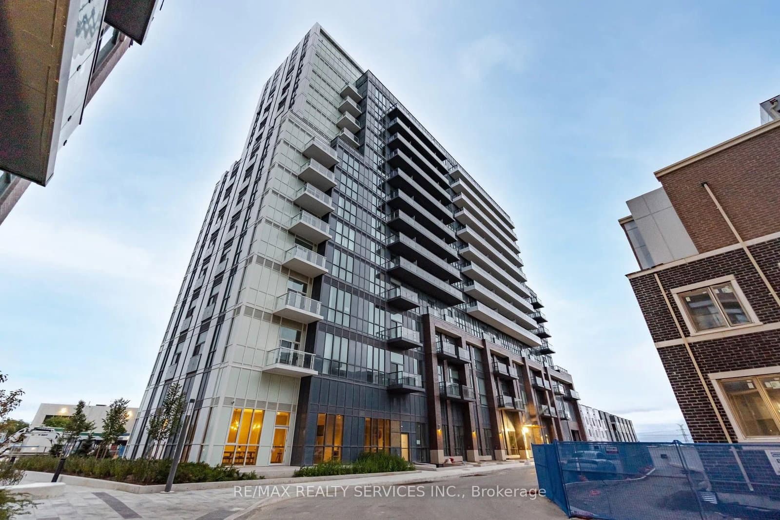 #1007 - 60 Honeycrisp Crescent