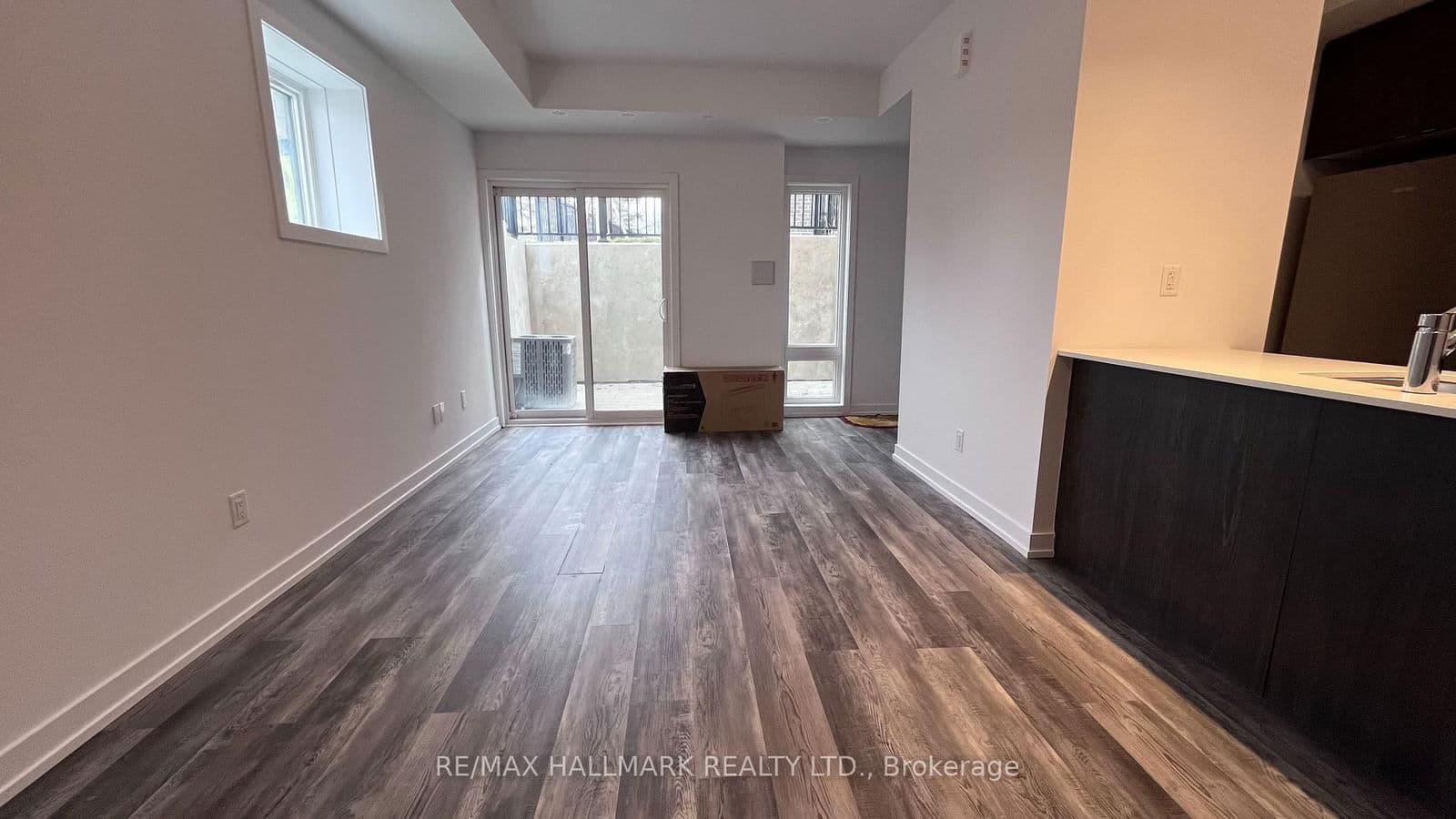 51 Jefferson Side Road, Unit 120