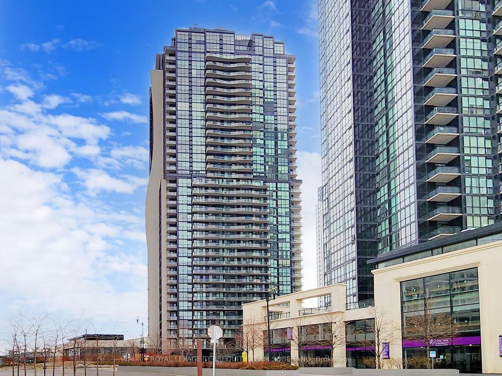 #902 - 2900 Highway 7 Road