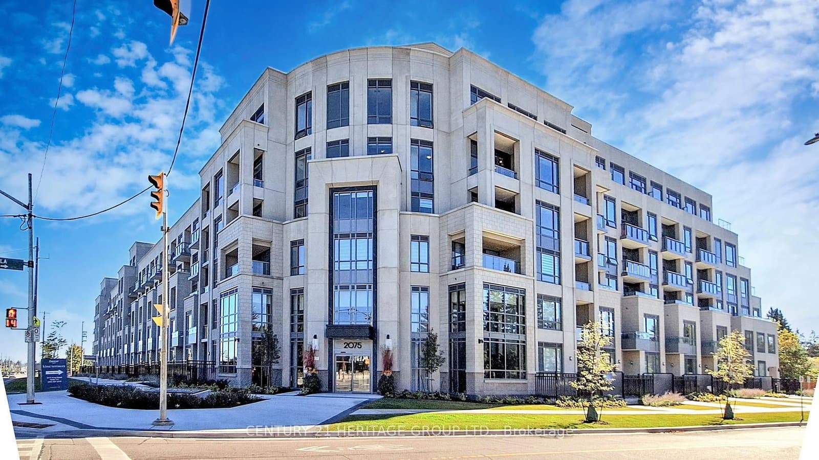 2075 King Road, Unit 611