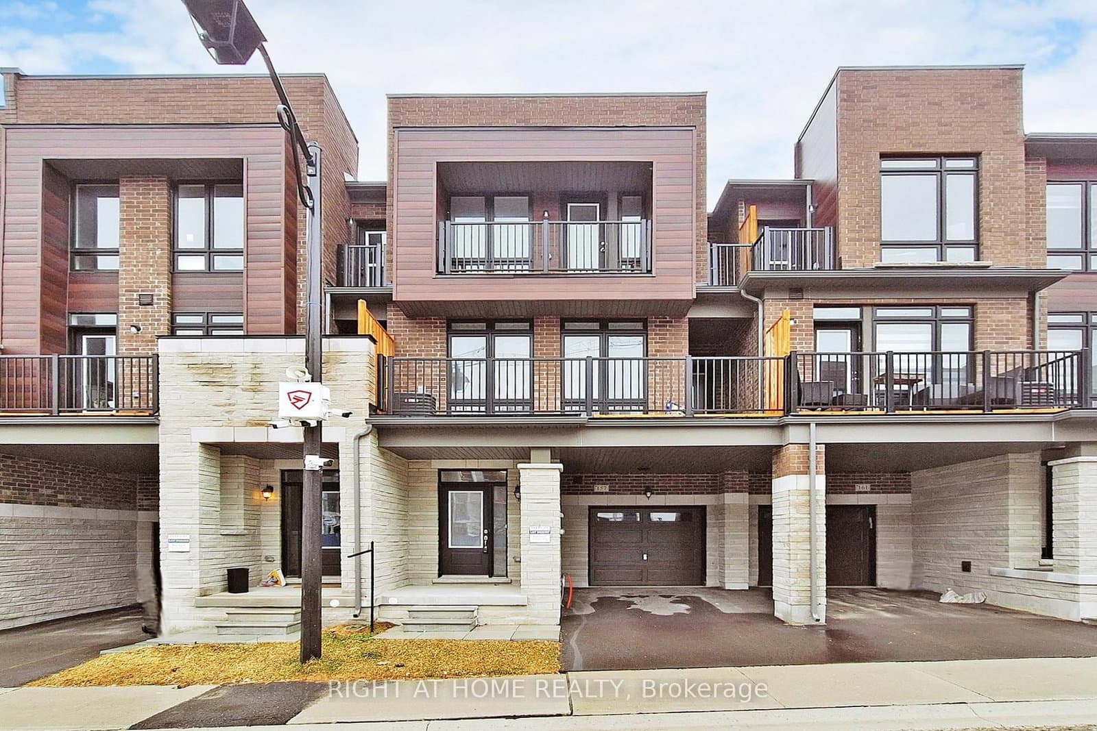 157 Blick Crescent