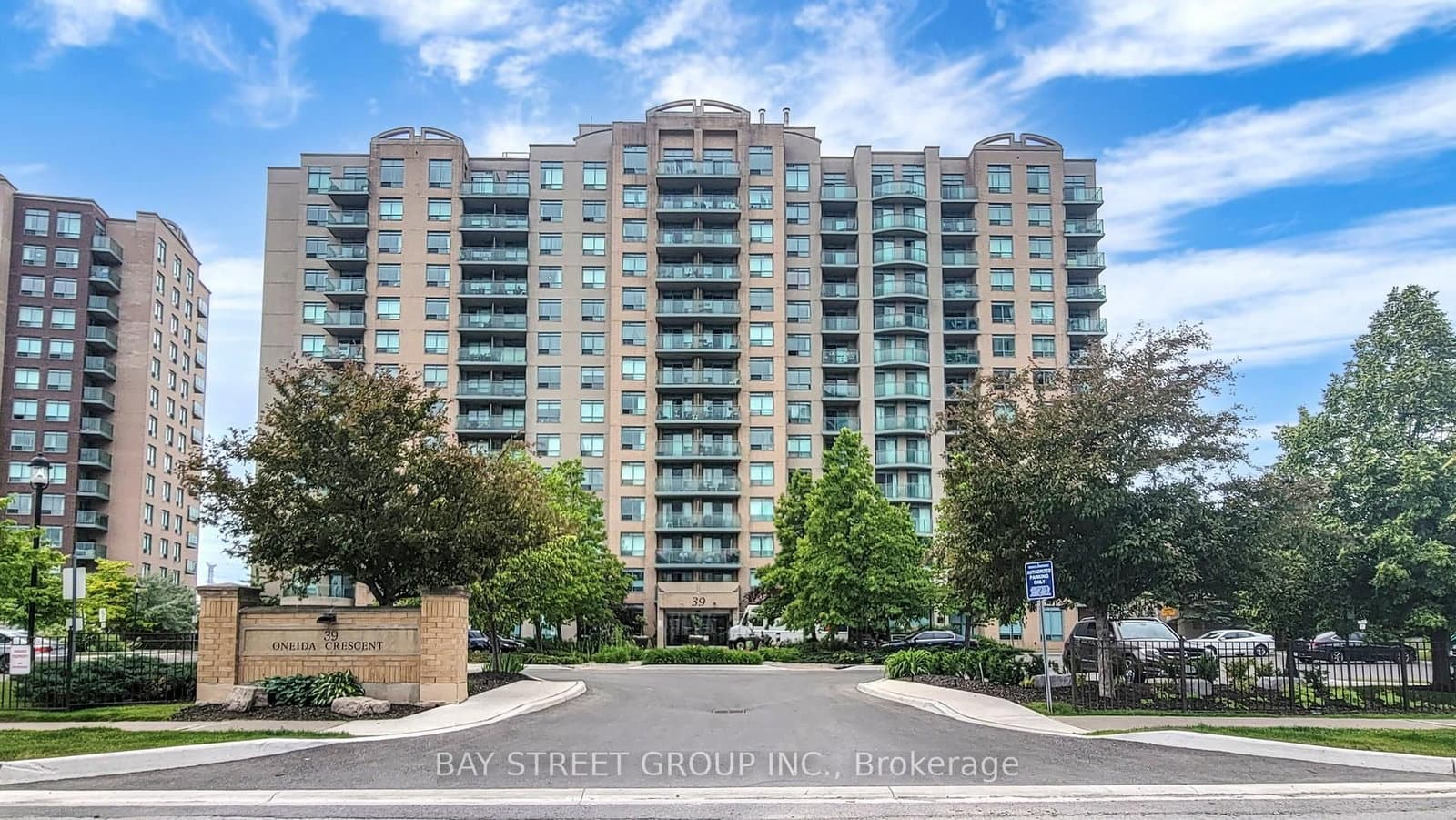 #LPH19 - 39 Oneida Crescent