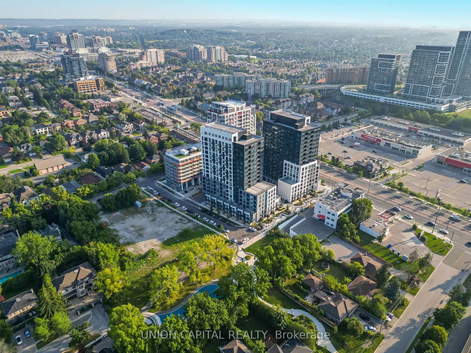 #601W - 3 Rosewater Street E