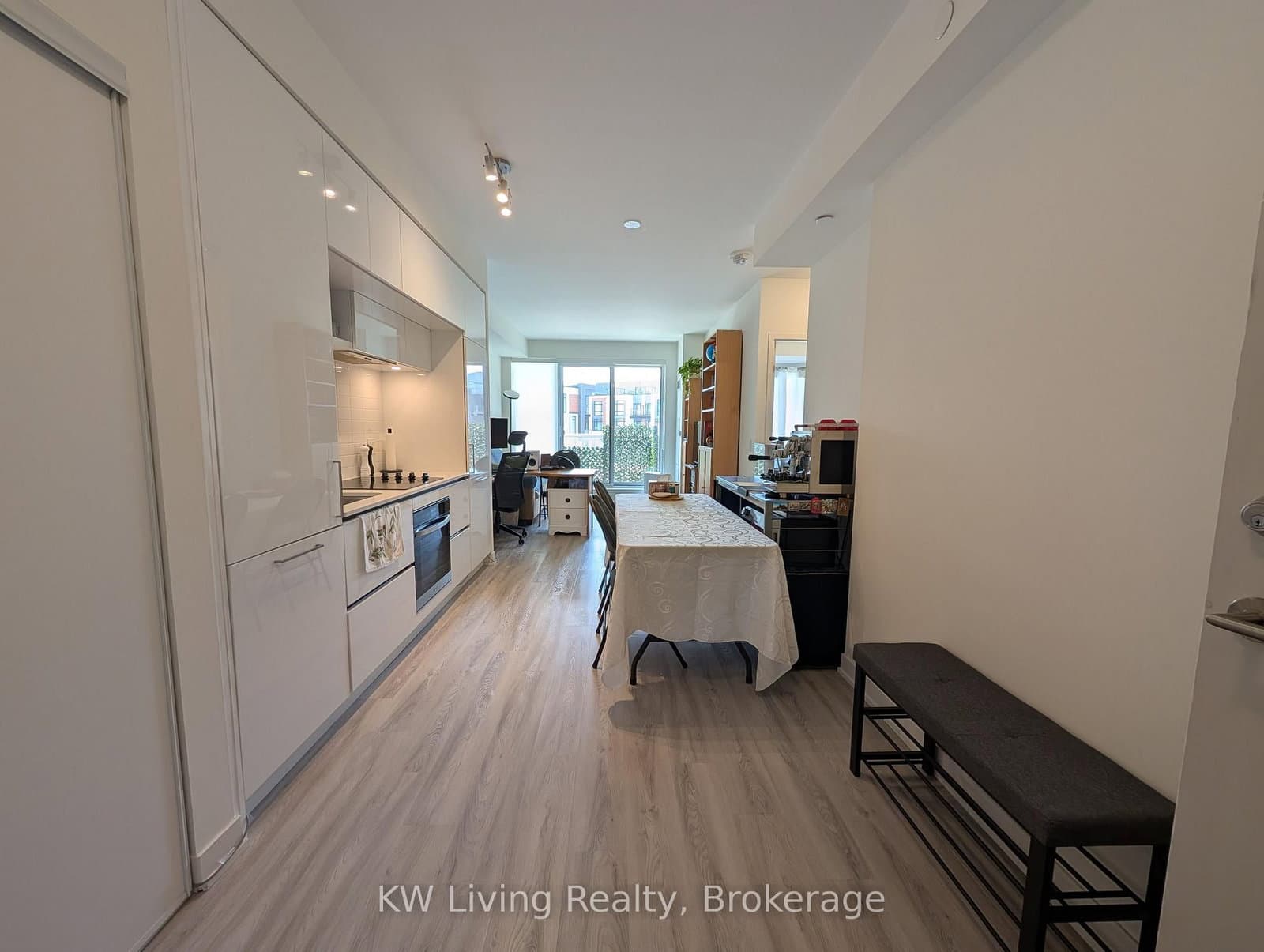 #218 - 6 David Eyer Road