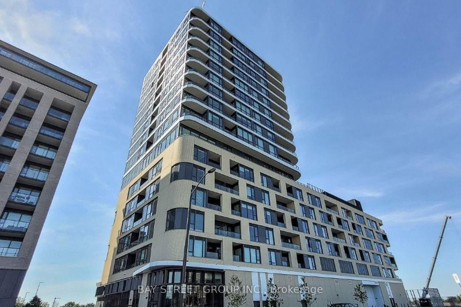 #210 - 120 Eagle Rock Way