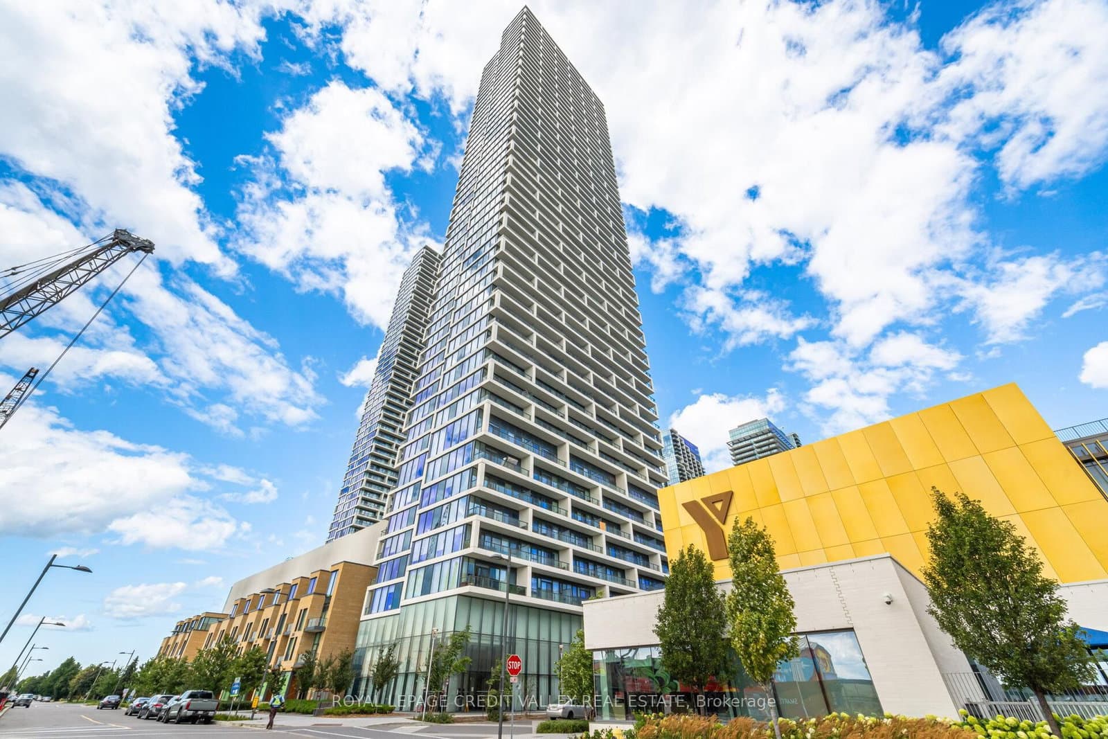 #1511 - 5 Buttermill Avenue