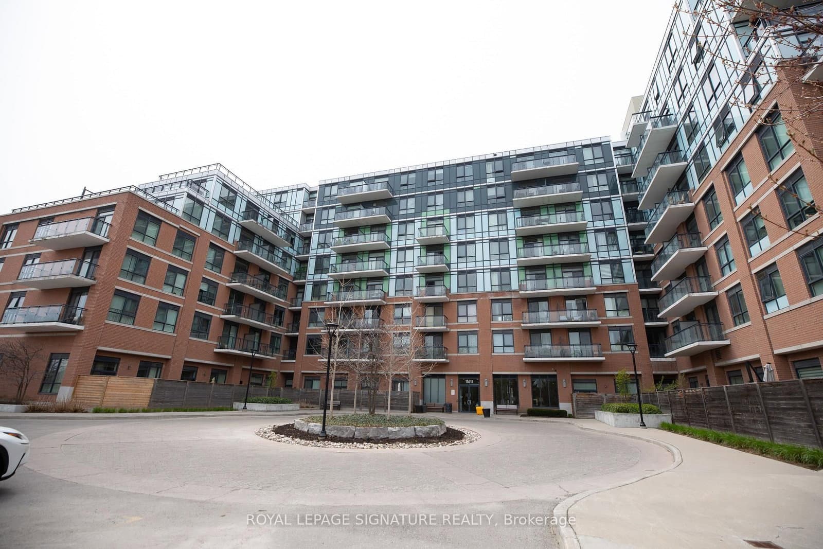 #516 - 11611 Yonge Street