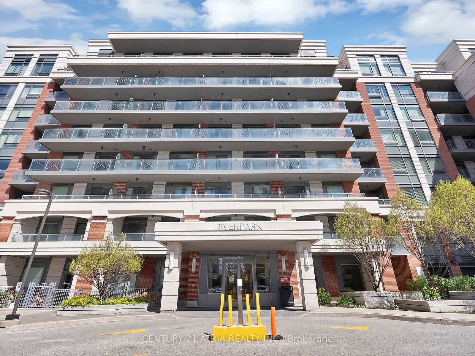 #522 - 8228 Birchmount Road