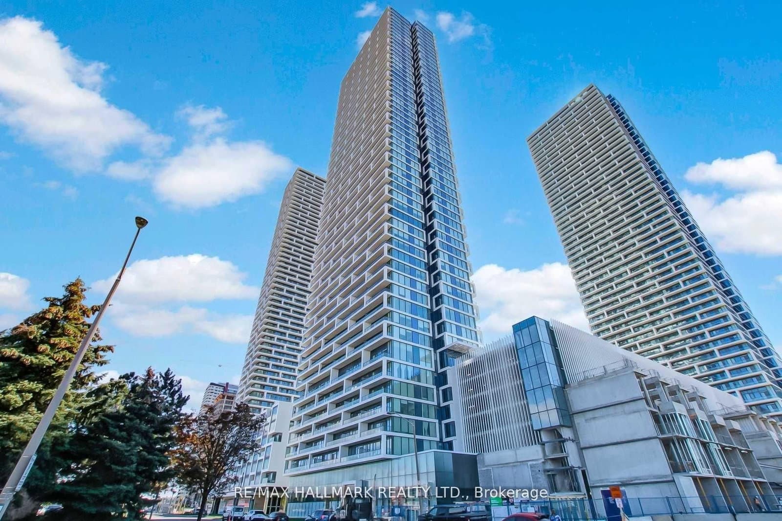 #4308 - 898 Portage Parkway