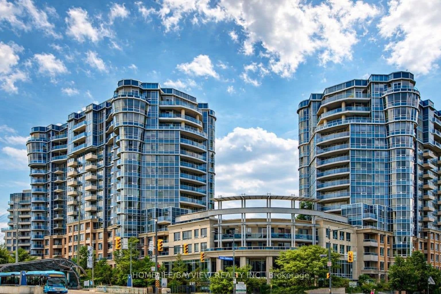 #261 - 23 Cox Boulevard
