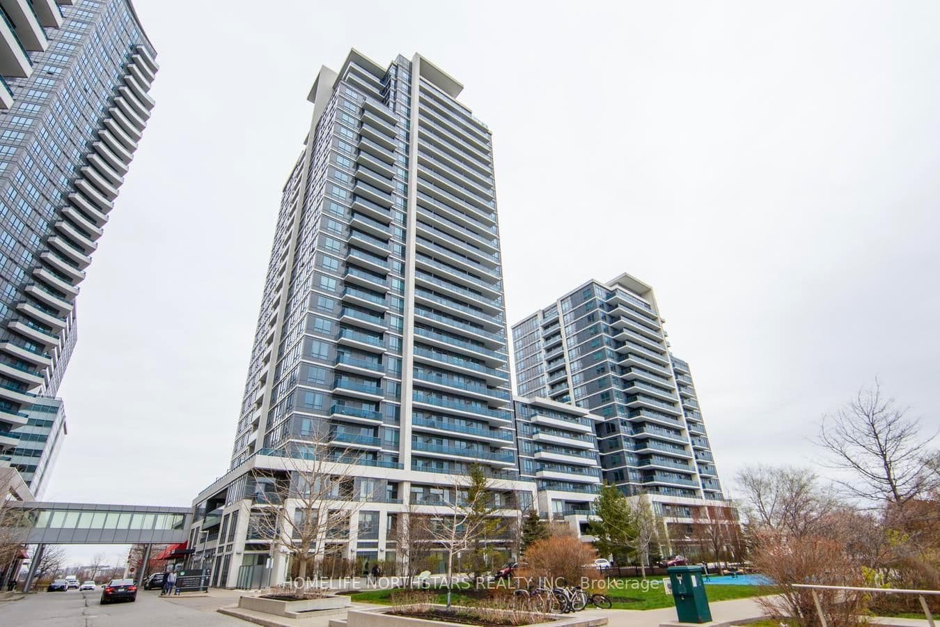 #432 - 7165 Yonge Street