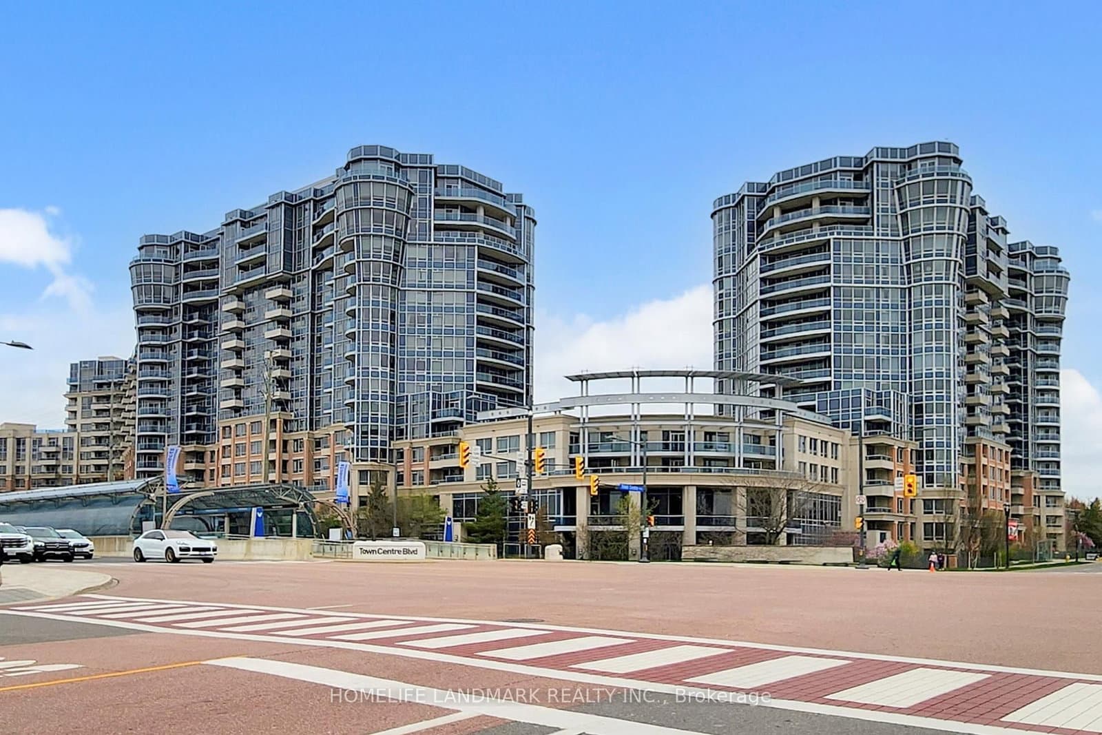 #163 - 23 Cox Boulevard